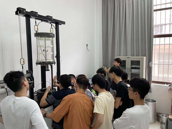 优发国际·随优而动一触即发